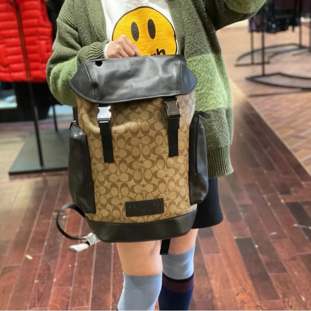 Coach Ranger Backpack In Signature Canvas - Picture 4 of 5